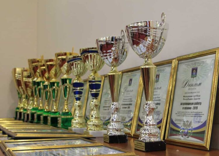 Первенство Ростовской области по футболу 1я лига 2015 год Центр Футбол ЮФОСКФО Ростовская область Первая лига 2015 Центр