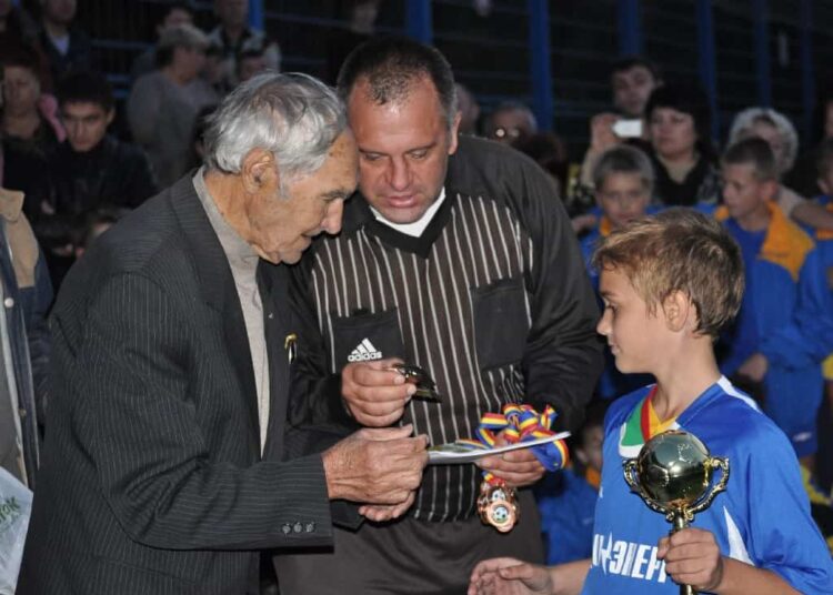 Кубок Мосалева юношей 1991 гр в 2005 году Футбол ЮФОСКФО Турнир по футболу Юрия Мосалева 1991 г в 2005 году