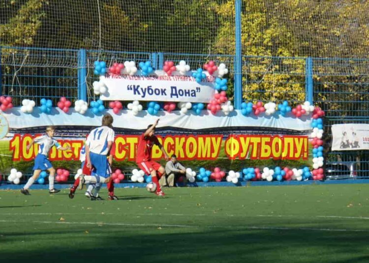 Семейный праздник на Дону забег и турнир памяти Кабаргина Футбол ЮФОСКФО Как проходят футбольные турниры памяти Бориса Кабаргина