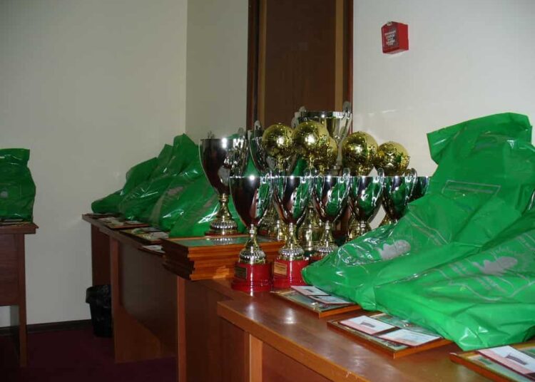 Иностранцам разрешили играть в любительской лиге футбола Футбол ЮФОСКФО Иностранцев допустили к 3 дивизиону по футболу России