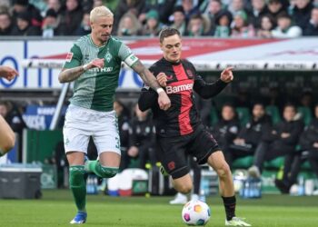 Байер опережает чемпиона Баварию после 12 туров Бундесли 2023