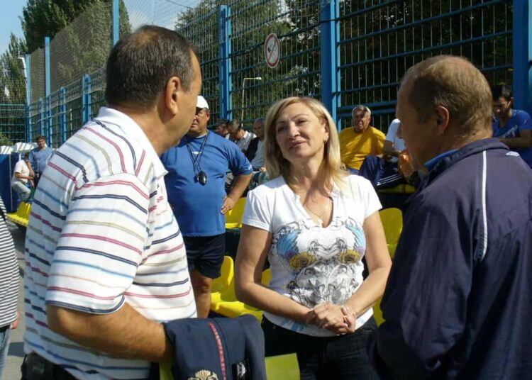 Директор ФШМ Ростов Марина Усина интервью за 2009 год Футбол ЮФОСКФО Футбольная школа молодежи футбольного клуба Ростов