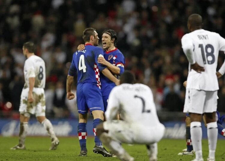 Отбор Евро2008 Англия Хорватии 23 Футбол ЮФОСКФО 16 лет матчу Англия Хорватия 23 21 ноября 2007 отбор Евро