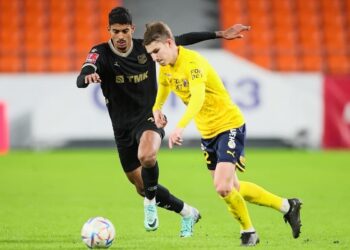 Урал - ФК Ростов (1:3) Видеообзор: чудо-гол 21-летнего Ивана Комарова