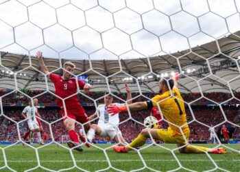 Какие шансы у новичков ЕВРО-2024 Грузии и Сербии