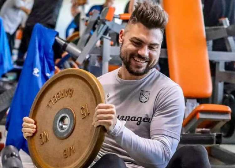 Гейнер как его применяют в бодибилдинге Футбол ЮФОСКФО Гейнеры что это как применяют бодибилдеры