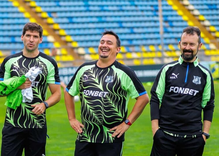 Репортаж с открытой тренировки ФК Ростов перед игрой с Зенитом 20072025 Футбол ЮФОСКФО Открытая тренировка ФК Ростов что произошло перед Зенитом Спб