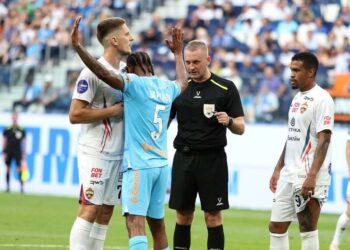 Травмы футболистов - неотъемлемая часть игры