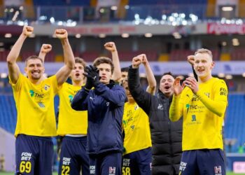 Победа «Ростова» над «Рубином» и продление контракта Альбы: как прошёл последний матч 2025 года